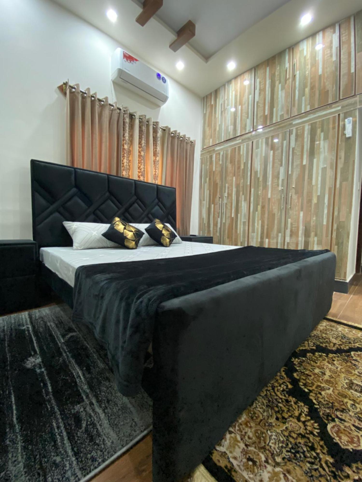 The Comfort Lodge Исламабад Екстериор снимка